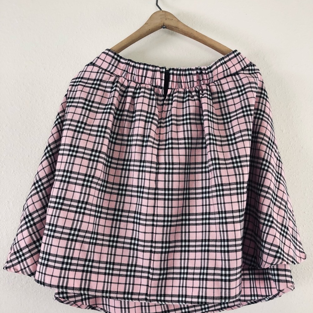 Hot Topic Pink and Black Plaid Skater Skirt - Picture 3 of 4